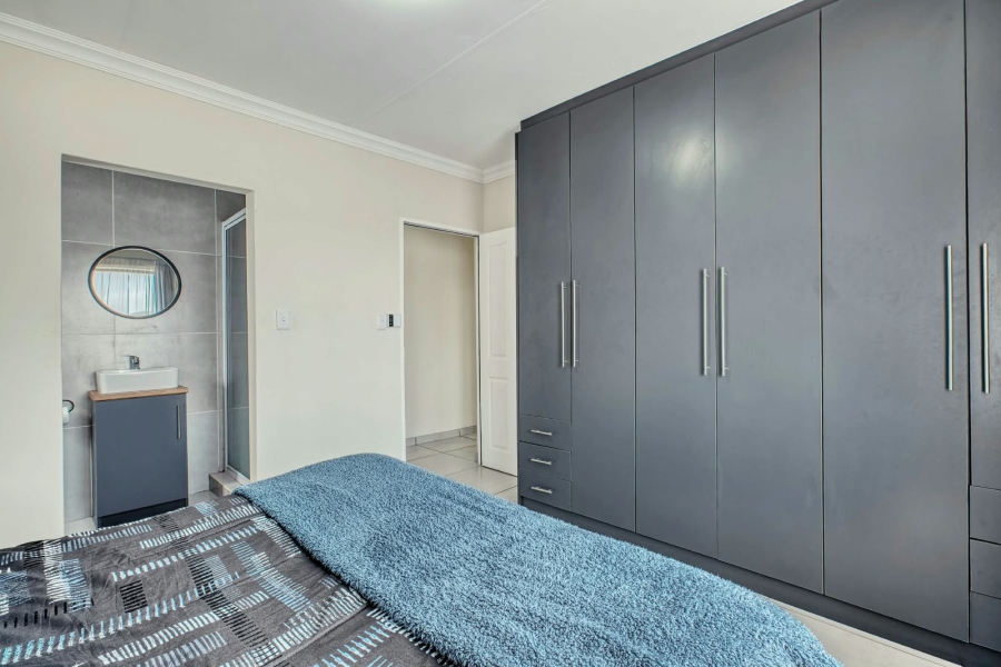2 Bedroom Property for Sale in Fountains Estate Eastern Cape